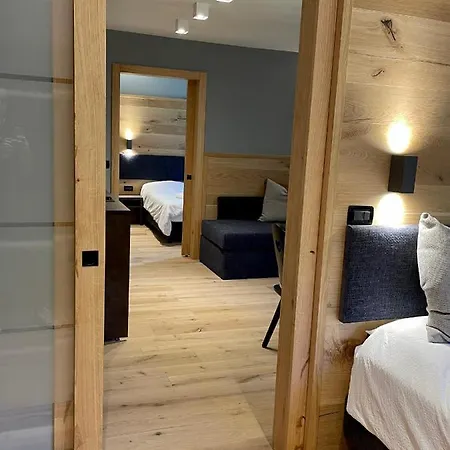 Hotel Rech-hof Sayonara 3*